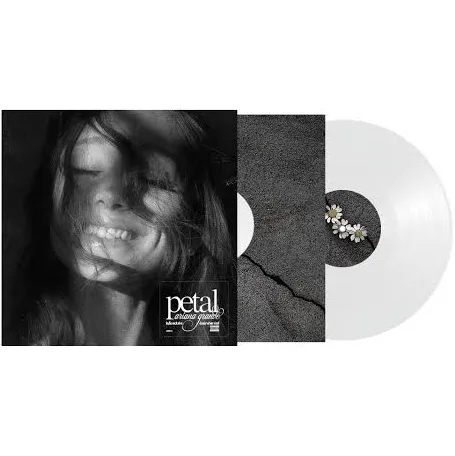 Ariana Grande - Petal