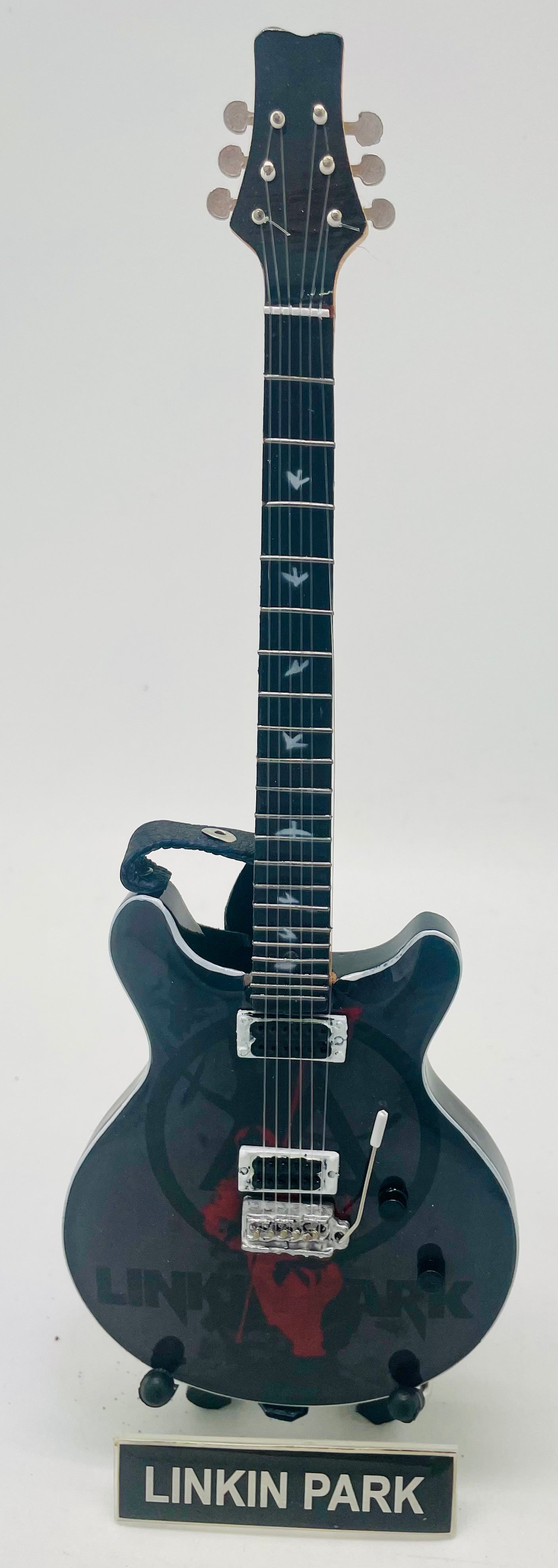Linkin Park Hybrid Theory Miniature Guitar