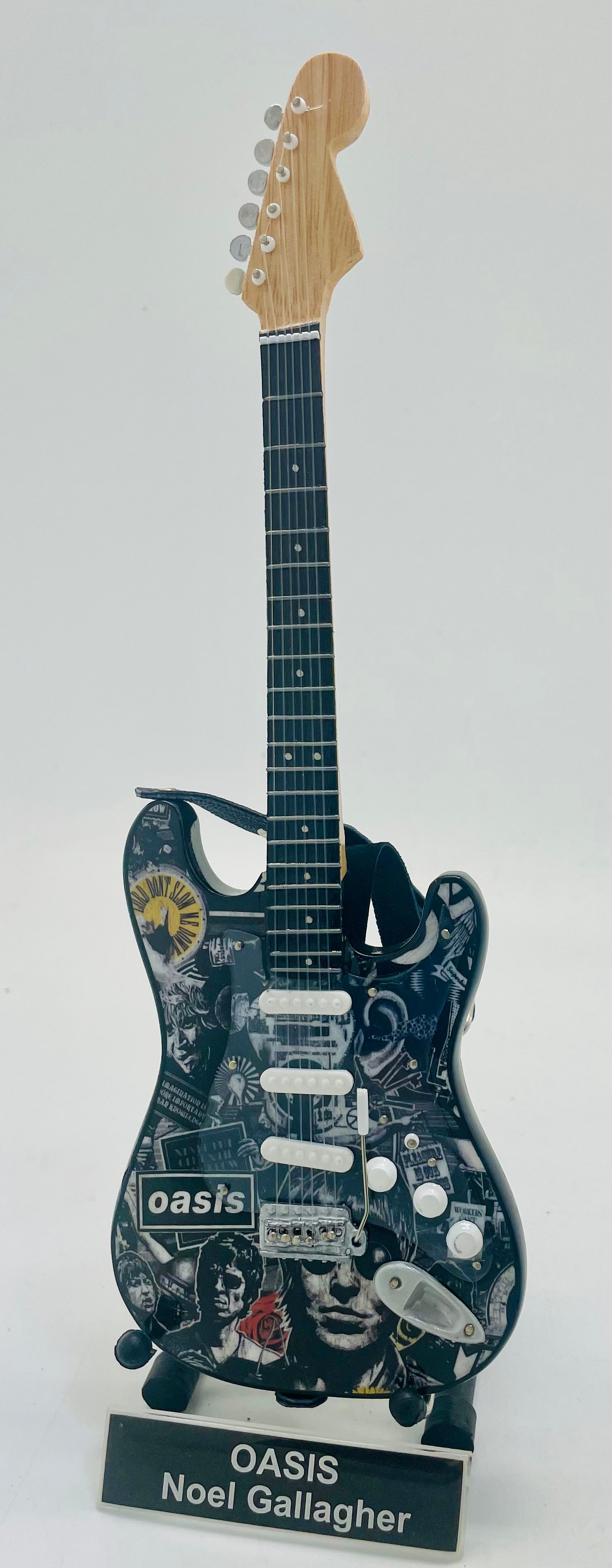 Oasis Montage Miniature Guitar